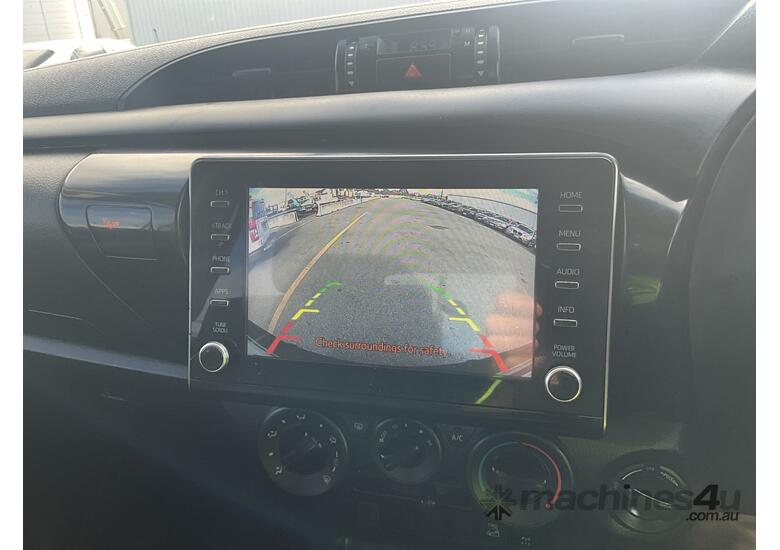 2022 Toyota Hilux SR Diesel