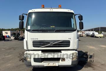 Volvo 2011   FE Vacuum Truck