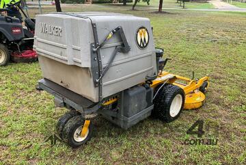 Walker   MT25I-11 Ride On Mower