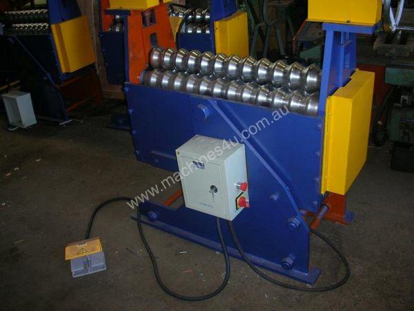 caption NEW - Aus Roll - Powered Corrugated Curving Rolls