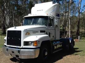 Mack CH prime mover - picture0' - Click to enlarge