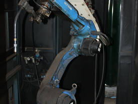 2001 Motoman UP6 XRC robotic mig welding cell - picture0' - Click to enlarge