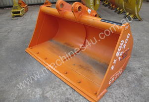 SEC 20 Ton Mud Bucket for Hitachi ZX200 - Includes Pin, 1930mm Width SEC 20 Ton Mud Bucket for Hitachi ZX200 - Includes Pin, 1930mm Width