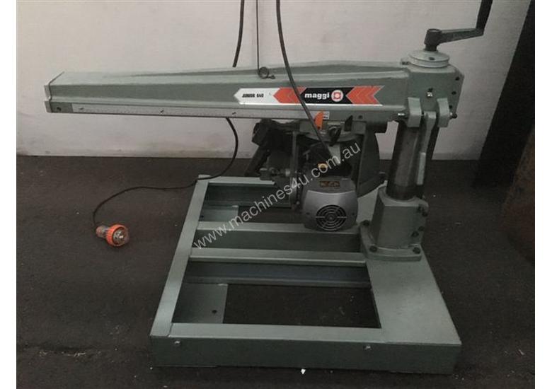 Radial arm deals saw makro