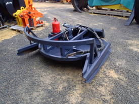 Hydrapower Skidsteer Disc Slasher - Hire - picture1' - Click to enlarge