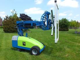 Winlet 600 Glass Handling Vacuum Lifter - from $220 pw* - picture0' - Click to enlarge