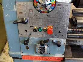 Colchester Master 2500 centre lathe - picture1' - Click to enlarge
