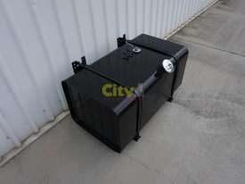 300Ltr Rectangular Steel Fuel Tanks - picture1' - Click to enlarge
