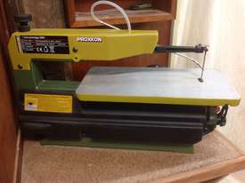 Proxon scroll saw - picture0' - Click to enlarge