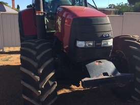 Case IH CVX1170 FWA/4WD Tractor - picture1' - Click to enlarge