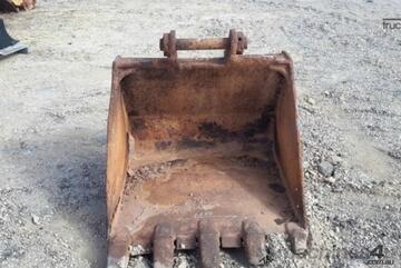 ustom 1100MM Excavator Trench Bucket