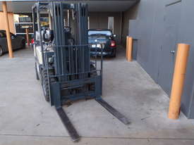 Crown Container Forklift - Great Price! - picture1' - Click to enlarge