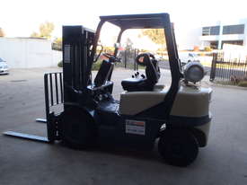 Crown Container Forklift - Great Price! - picture2' - Click to enlarge
