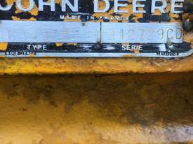 John Deere engine  - picture2' - Click to enlarge