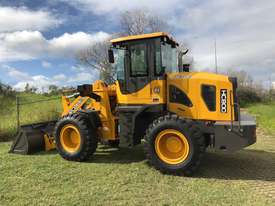 DEMO MODEL HC800B Wheeled Loader - 8T - picture0' - Click to enlarge