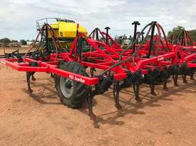 Horwood Bagshaw Scaribar Air seeder Complete Multi Brand Seeding/Planting Equip - picture1' - Click to enlarge