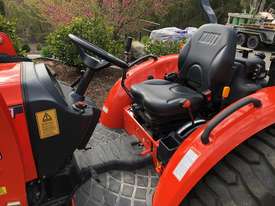 Like New Kioti CK4210 4-in-1 Front Loader with Smudge Bar - picture2' - Click to enlarge