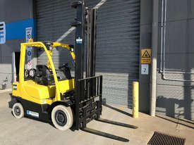 Hyster H2.5FT LPG / Petrol Counterbalance Forklift - picture2' - Click to enlarge