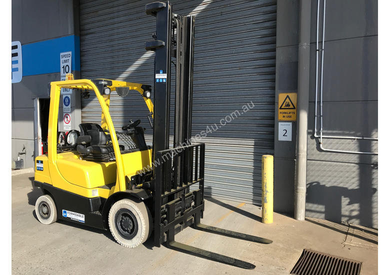 caption Hyster H2.5FT LPG / Petrol Counterbalance Forklift