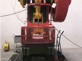 Used John Heine for sale - John Heine 207AG Series 2 inclinable press 80 Ton Press - picture0' - Click to enlarge
