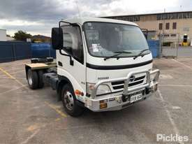 2010 Hino 300 616 - picture0' - Click to enlarge