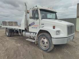 Freightliner FL80 - picture0' - Click to enlarge
