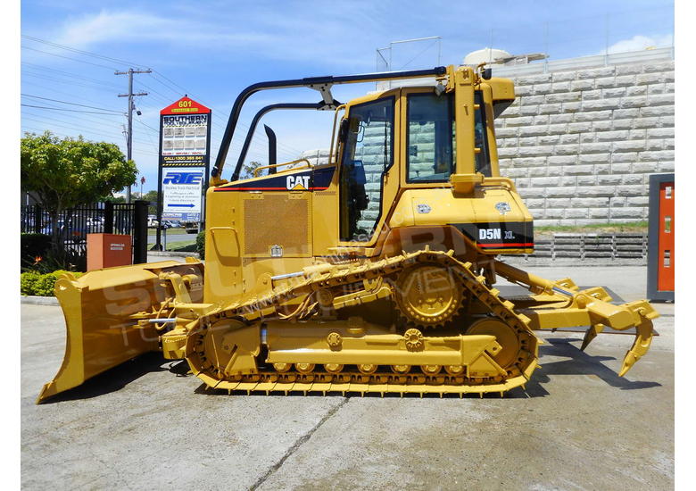 Used Caterpillar CAT D5N XL D5M Dozers Sweeps Forestry guard DOZSWP