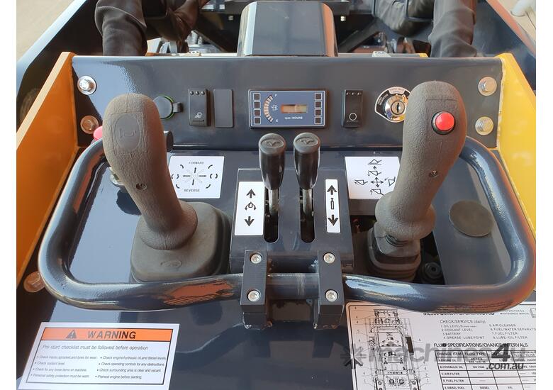 New 2020 Taskmaster Mini Skid Steer Loader ML50T Tracked 50hp Kubota