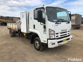 2008 Isuzu FRR600 Long - picture0' - Click to enlarge