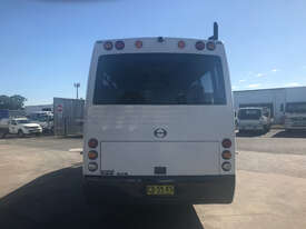 Hino RB Mini bus Bus - picture1' - Click to enlarge