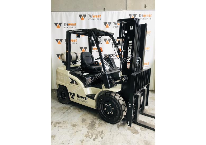 caption HIRE - NEW HANGCHA 3.5T DUEL FUEL COUNTERBALANCE FORKLIFT
