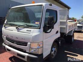 2018 Mitsubishi Canter 715 CAB - picture2' - Click to enlarge