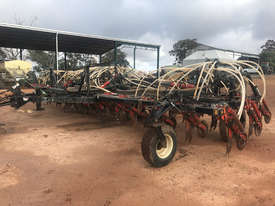 Conservapak 40' Air seeder Complete Multi Brand Seeding/Planting Equip - picture0' - Click to enlarge