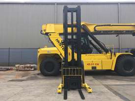 1.59T Battery Electric Stand Up Reach Truck - picture1' - Click to enlarge