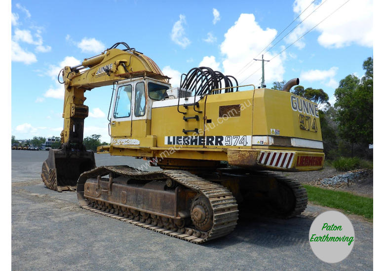 caption Liebherr R974 Litronic - 75 tonne