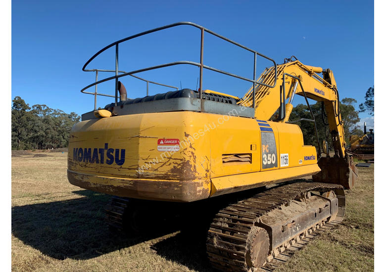 caption Komatsu PC350LC-8 Tracked-Excav Excavator