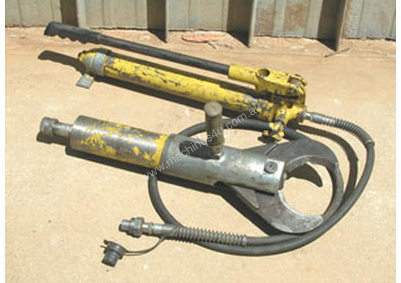 caption Enerpac cutter and pump