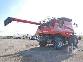 CASE IH 8230 Combine - picture1' - Click to enlarge