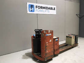Raymond 8900 Pallet Truck Forklift - picture1' - Click to enlarge