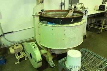 Copper Mixing Pan and Boiler