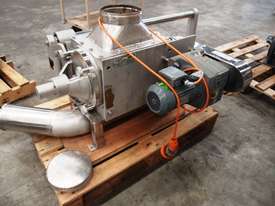 Drop Through Rotary Valve, IN/OUT: 300mm L x 200mm W - picture1' - Click to enlarge
