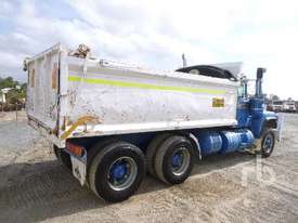MACK R688RS Tipper Truck (T/A) - picture2' - Click to enlarge