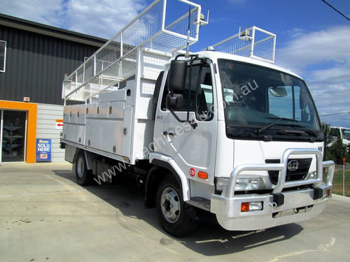 UD MK5 Service Body Truck