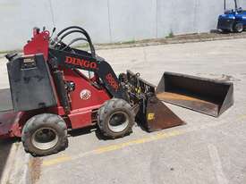 USED DINGO 950P MINI LOADER + BUCKETS - picture0' - Click to enlarge