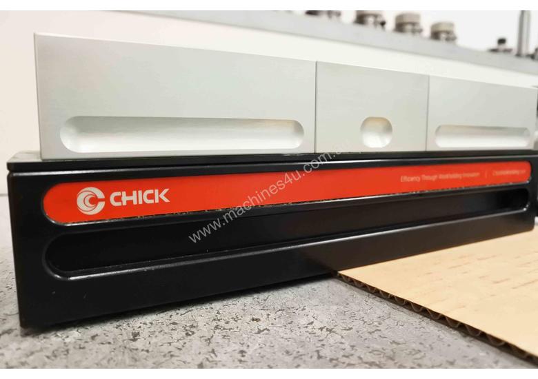 caption CHICK - DUAL STATION MILLING VICE – 5-QL-1030