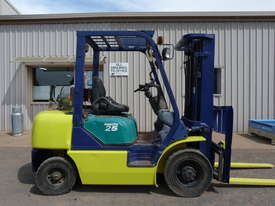 KOMATSU CONTAINER MAST 2.5T FORKLIFT - picture0' - Click to enlarge