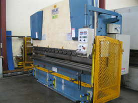 Maxi 3200mm x 100 ton Hydraulic Pressbrake - picture0' - Click to enlarge