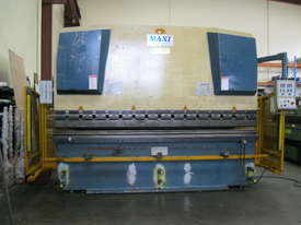 Maxi 3200mm x 100 ton Hydraulic Pressbrake - picture1' - Click to enlarge
