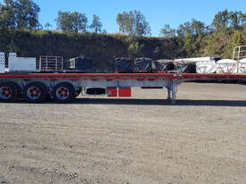 Freighter Semi Flat top Trailer - picture0' - Click to enlarge