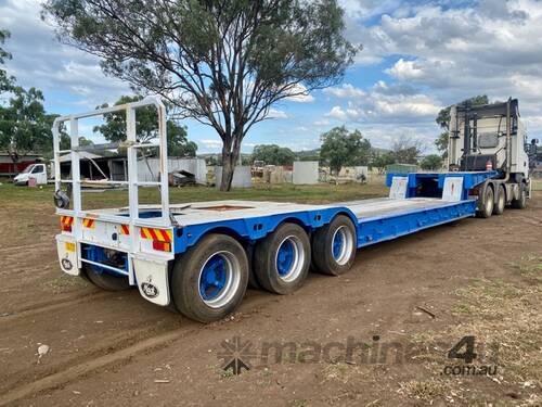 STECO drop neck low loader